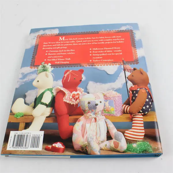 Vintage Holiday Scrap Crafts by Marti Michell 1st Edition 1992 Hardcover DJ Good