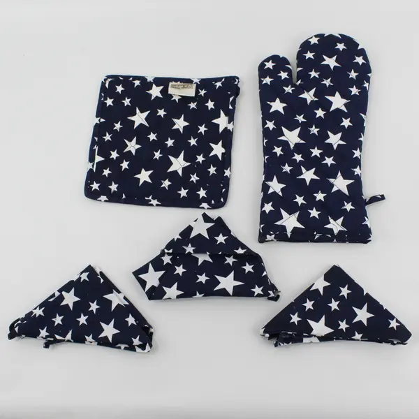 Cottage Style 5-Piece Patriotic Star Oven Mitt Heat Pad Napkin Set