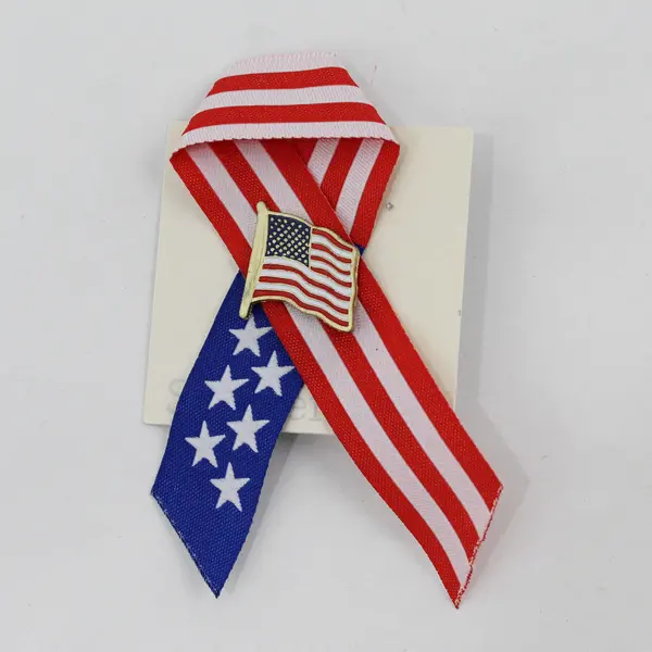 Lot of 4 Assorted Patriotic Pins, USA Flags