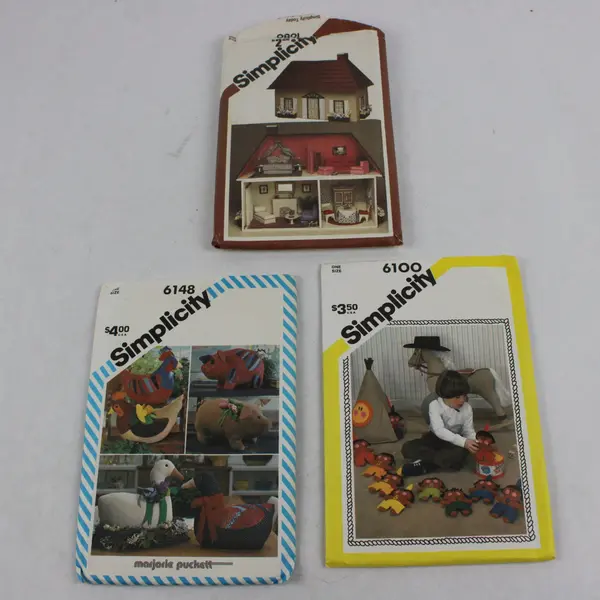 Lot of 3 Simplicity Sewing Patterns 6148 6100 9821 Stuffed Animals Dollhouse