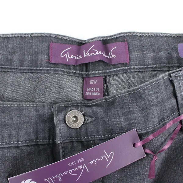 Gloria Vanderbilt Amanda Gray Classic Fit Mid-Rise Short Jeans Size 16W