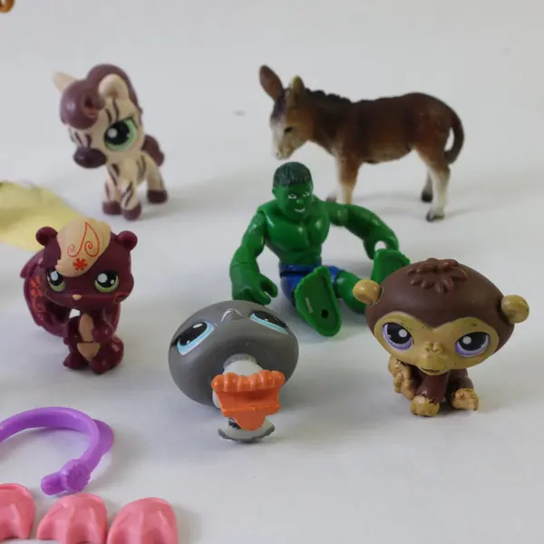 Lot of 18  Assorted Plastic Toys: Animals, Figures, Car, Hulk, Mixed