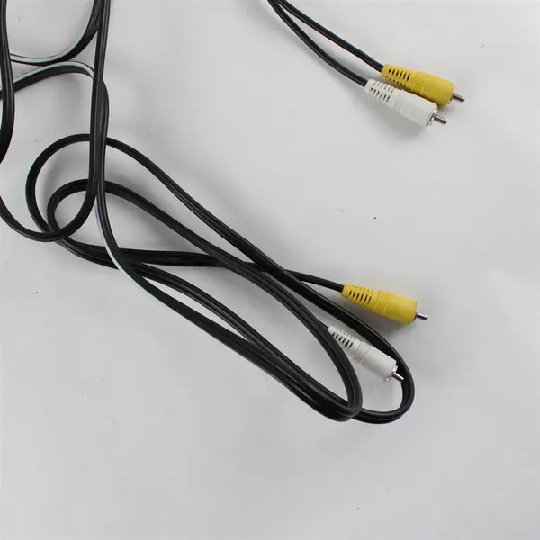 RadioShack RCA Composite A/V Cable 9 ft Used for VCR DVD Game Console TV