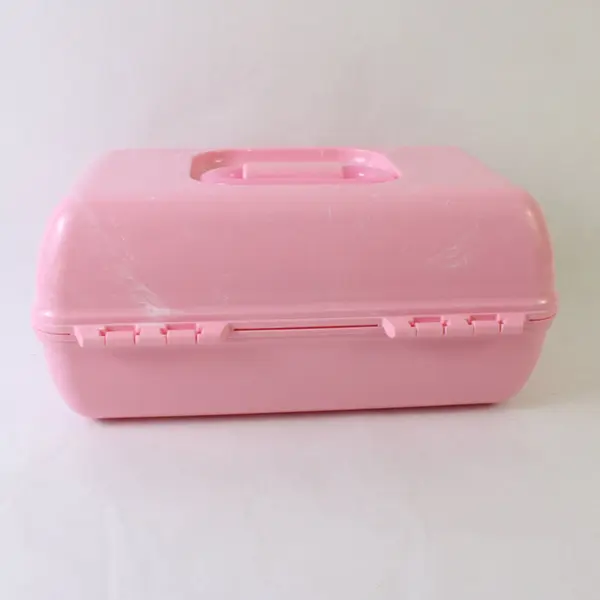 HERSHEY x CABOODLES On-The-Go Beauty Kit