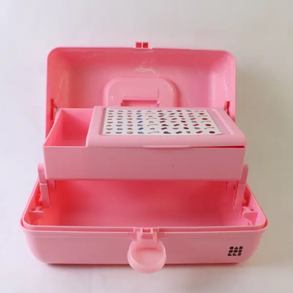 HERSHEY x CABOODLES On-The-Go Beauty Kit