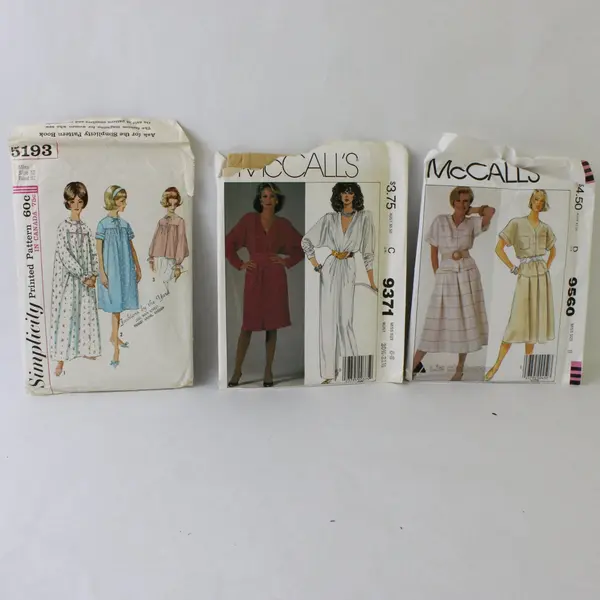 Lot of 3 Vintage Womens Sewing Patterns Simplicity McCall's 5193 9371 9560