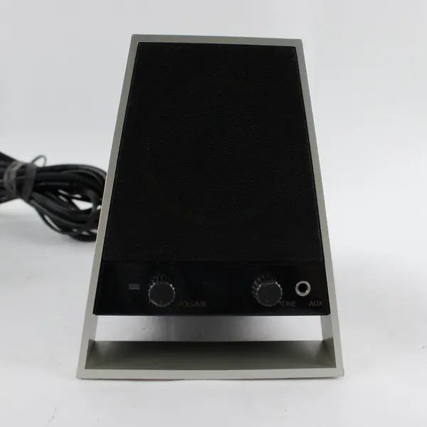 Altec Lansing VS2621 Powered Computer Speakers Silver Black Desktop Pair