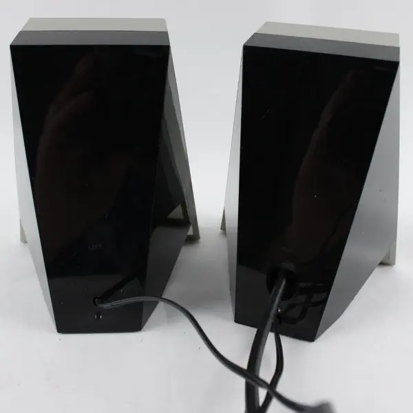 Altec Lansing VS2621 Powered Computer Speakers Silver Black Desktop Pair