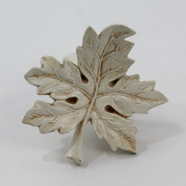Set of 2 Carved Maple Leaf Wall Holdback Hooks Decorative For Curtains