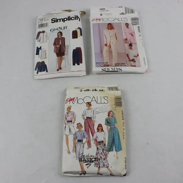 Lot of 3 Plus Size Sewing Patterns Simplicity McCall's 7291 8093 5205