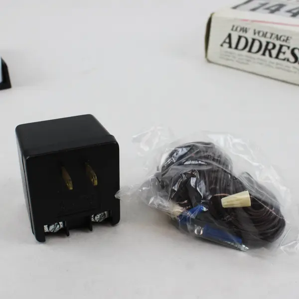 Vintage Hemco Low Voltage Address-Lite AL-301 Kit w/ Transformer 20' Wire