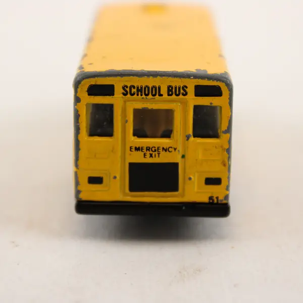 Vintage Matchbox Int'l LTD. Yellow School Bus District 2 - Diecast 1985