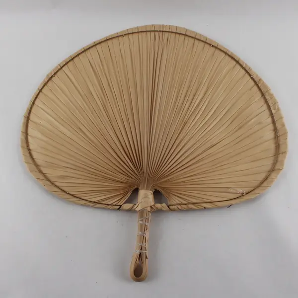 Lot of Six Hand Woven Palm Leaf Fans Unbranded Pre-owned Good Condition