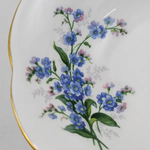 Royal Albert Forget Me Not Bone China Oval Serving Bowl England 9"