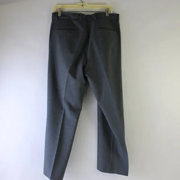 Greg Norman Men's Grey Business Casual Pants Size 34x30 Pre-Owned Good Condition