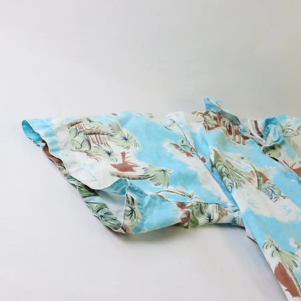 Men's Hawaiian Beach Graphic Button-Up Cotton Shirt Estimated Size Large