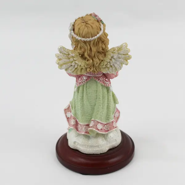 1998 House Of Lloyd Celebrating Life’s Most Cherished Moments Angel Figurine 