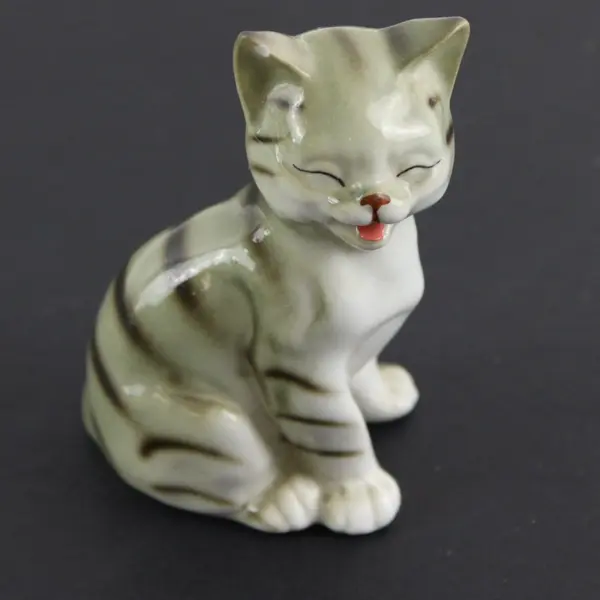 Danbury Mint Cats of Character Feline Fun Bone China Cat Figurine