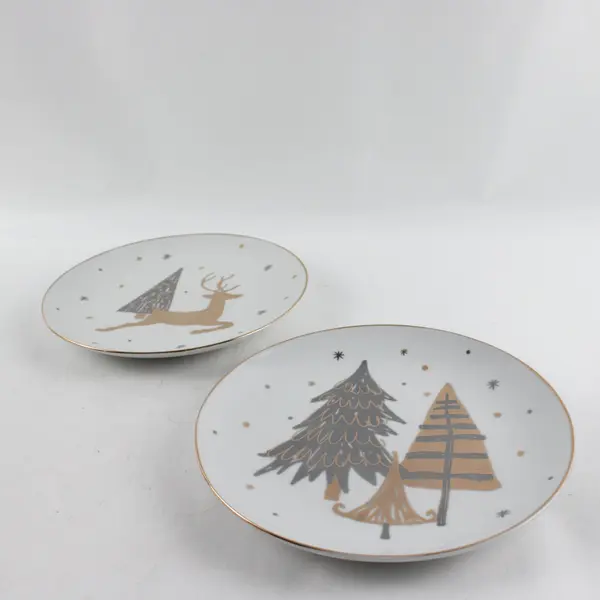 Lot of 4 Better Homes & Gardens Christmas Salad Plates Reindeer Trees