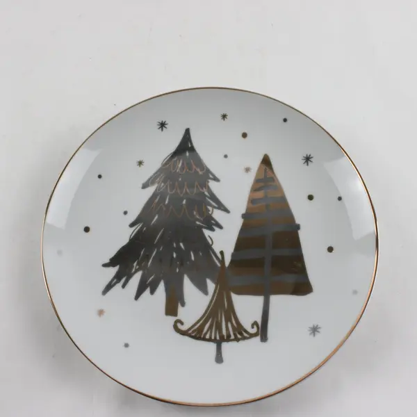 Lot of 4 Better Homes & Gardens Christmas Salad Plates Reindeer Trees