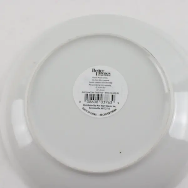 Lot of 4 Better Homes & Gardens Christmas Salad Plates Snowflake Starburst