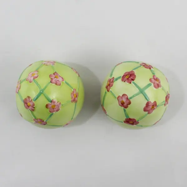 Set of 2 Ceramic Easter Eggs In Yellow With Pink Flowers