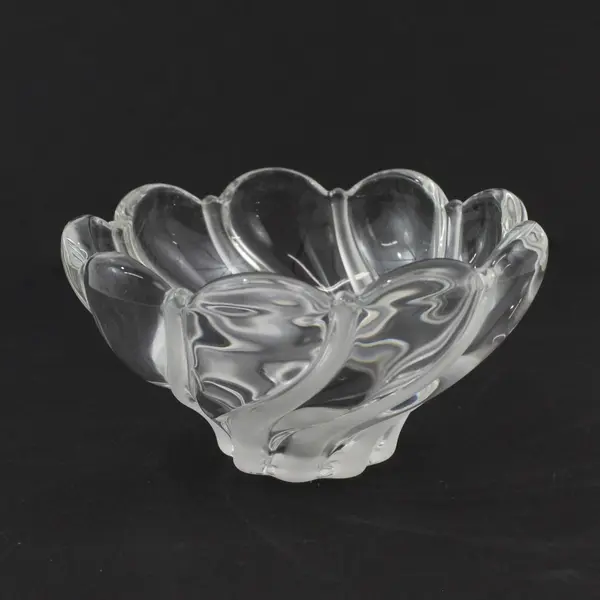 Mikasa Peppermint Swirl Frosted Crystal Bowl 5.5"