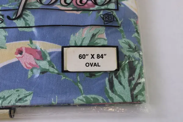 Kemp & Beatley Tabletop Fashions Rose Print Oval Tablecloth 60" x 84" NEW