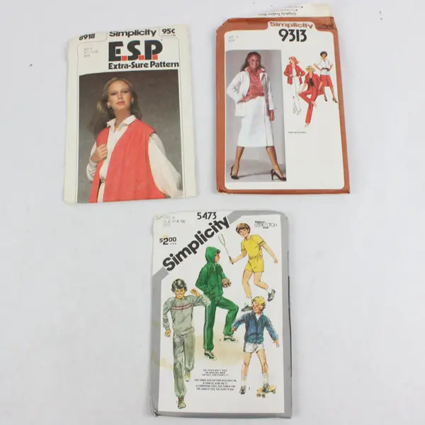 Lot of 3 Simplicity Sewing Patterns 8918 9313 5473 Misses Boys