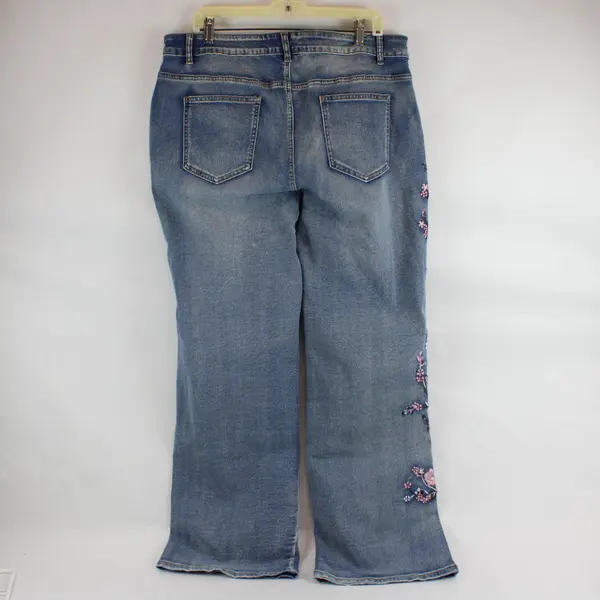 Unbranded Women's 3X (40x31) High Rise Flare Leg Floral Embroidered Denim Jeans