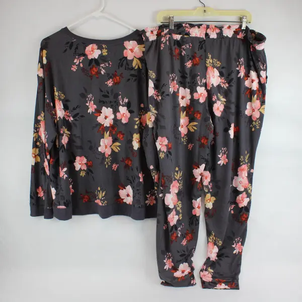 Koolaburra by Ugg Floral Pattern Gray Pajama Set Women's 1X