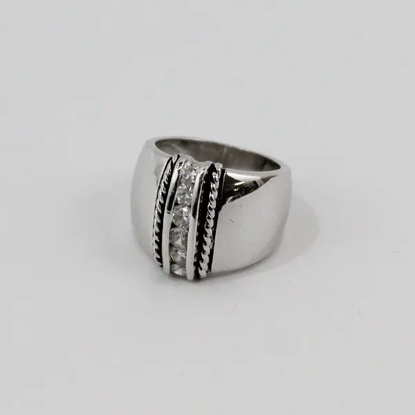 EDCO Silver-Tone Ring 6 Cubic Zirconia Size 4.75