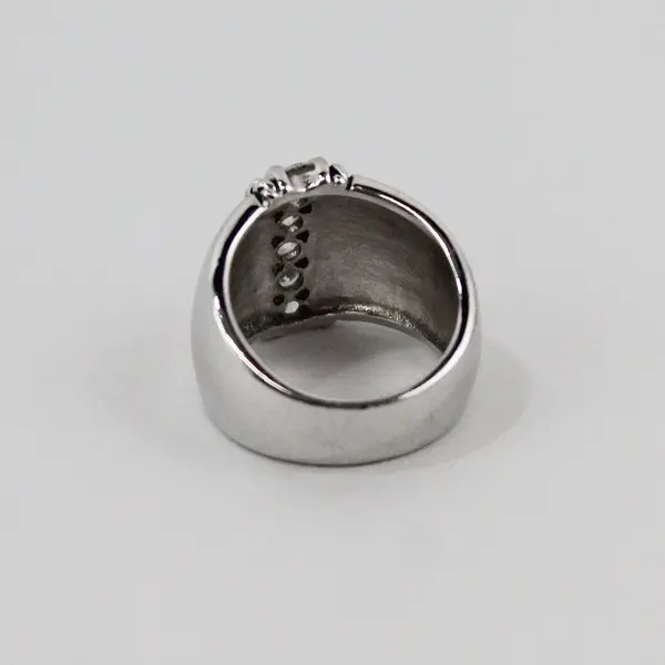 EDCO Silver-Tone Ring 6 Cubic Zirconia Size 4.75
