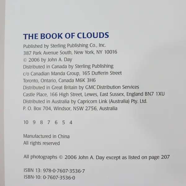 The Book of Clouds Hardcover John A. Day 2006 Sterling Publishing