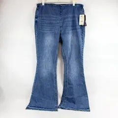 No Boundaries Women's Size XL(15-17) High Rise Flare Jeans Medium Wash