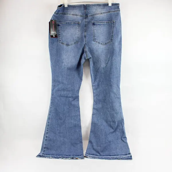 No Boundaries Women's Size XL(15-17) High Rise Flare Jeans Medium Wash