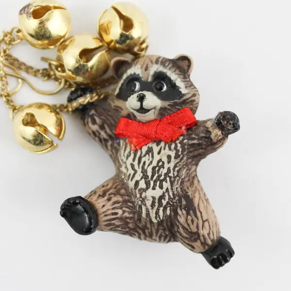 VTG 1986 Hallmark Keepsake Ornament Li'l Jingler Raccoon