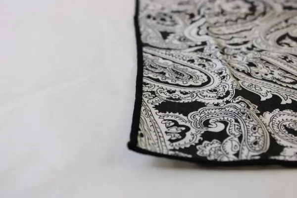 Set of 4 Black and White Paisley Pattern Cloth Napkins 16" Square