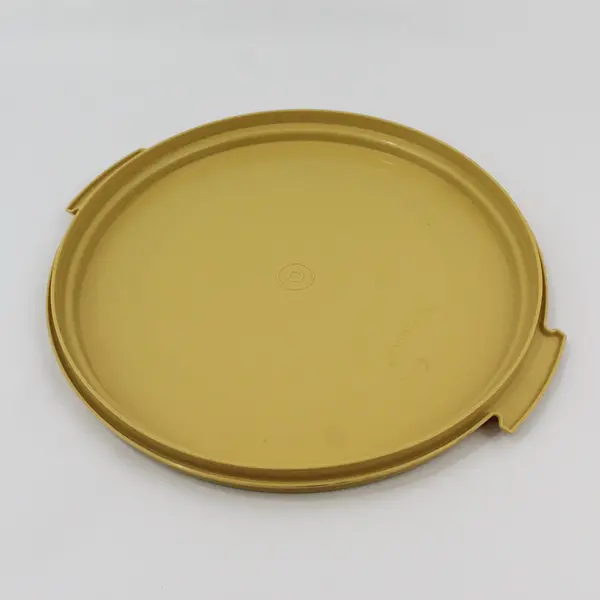 Tupperware 1256-3 Replacement Cake Keeper Base Harvest Gold