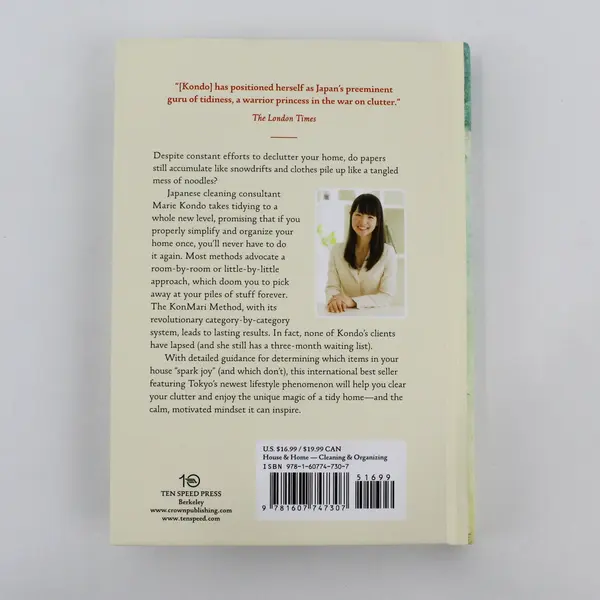 The Life Changing Magic of Tidying Up by Marie Kondo 2014 Hardcover