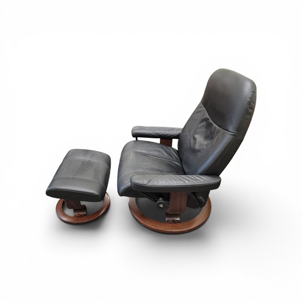 Ekornes Black Leather Swivel Recliner Chair Ottoman Set - Freight/Local Pickup