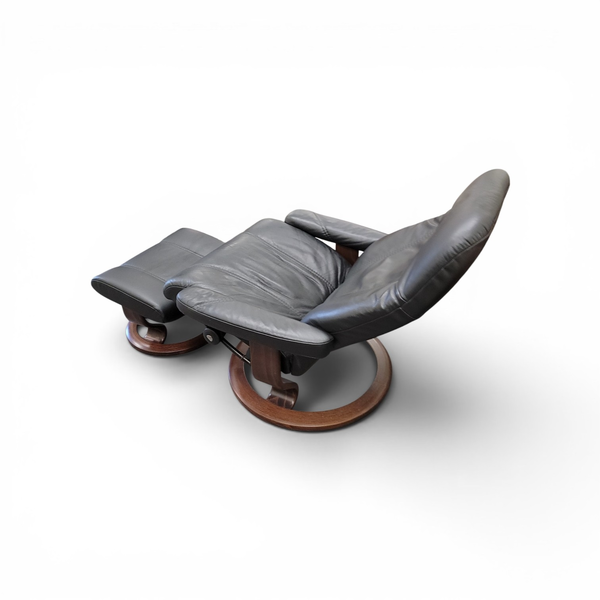 Ekornes Black Leather Swivel Recliner Chair Ottoman Set - Freight/Local Pickup