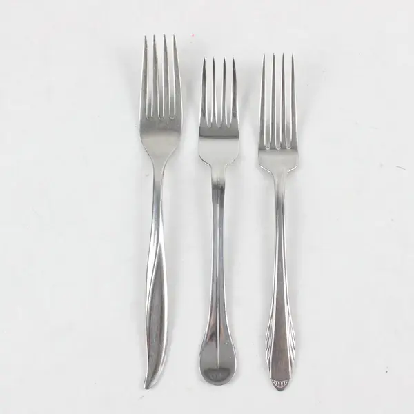 Lot of 3 Mismatched Stainless Steel Dining Dinner Place Forks Flatware