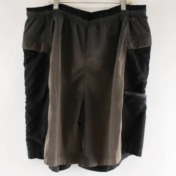REI Men's Black/Gray Unlined Cargo Board Swim Shorts Size M/L