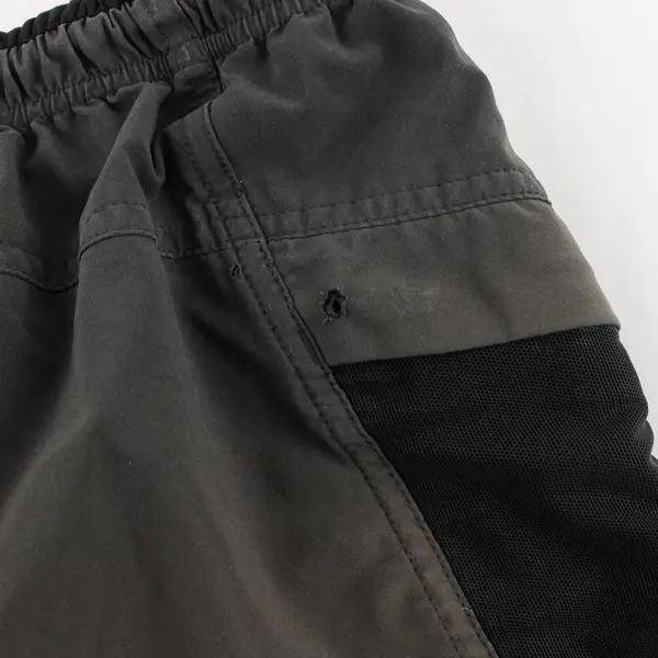 REI Men's Black/Gray Unlined Cargo Board Swim Shorts Size M/L