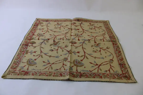 Set of 6 Vintage Beige and Orange Floral Folksy Cloth Napkins 15" x 15.5" FLAW