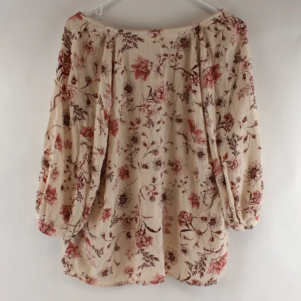 Maurices Womens XL Cream Floral V-Neck 3/4 Sleeve Blouse