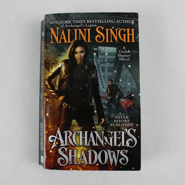 Archangel's Shadows by Nalini Singh A Guild Hunter Novel 2014 Paperback Good