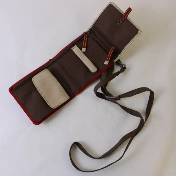 Ellington Leather Sub On The Go Organizer Red Brown NWT