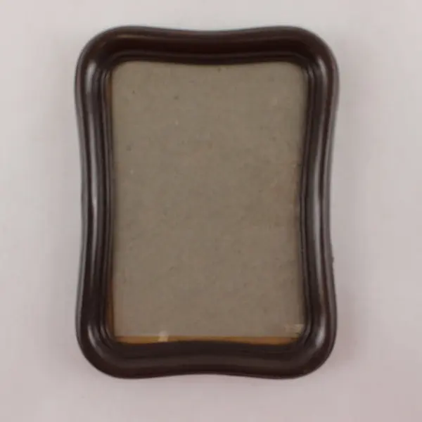 Brown Curvy Resin Picture Frame Fits 5x7 Made in Hong Kong